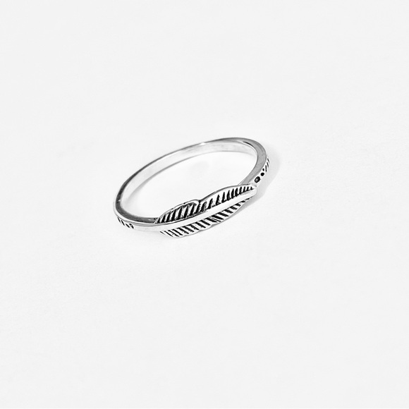 ❤️TOP SELLER❤️Sterling Silver Little Bird Feather Ring, Angels Wing Rings, Birds - Picture 4 of 14